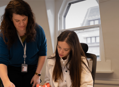 Blog - Online vs Face to Face - 16x9 (7)