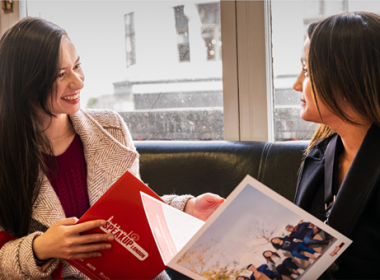 Blog - Online vs Face to Face - 16x9 (8)